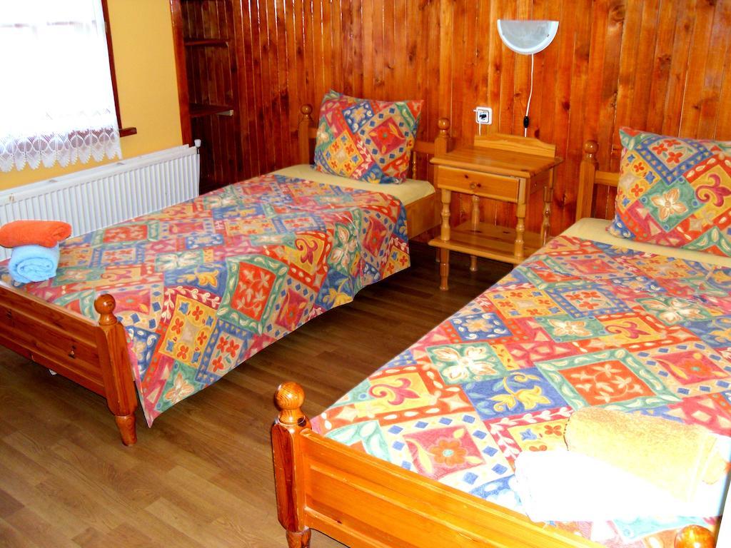 Veselata Guest House Dolna Banya Phòng bức ảnh